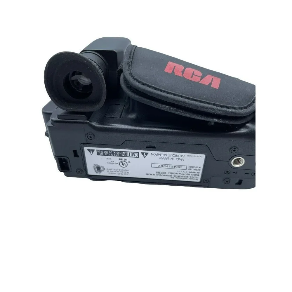 VTG RCA Autoshot 400x Digital Zoom CC6364 Camera No Charger Untested W/ Tapes